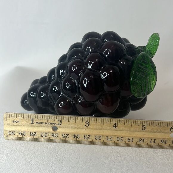 Italian Glass Purple Grapes Bunch Decorative Art Fruit 5 1/2 In Long 3 3/4 Tall - Picture 5 of 6